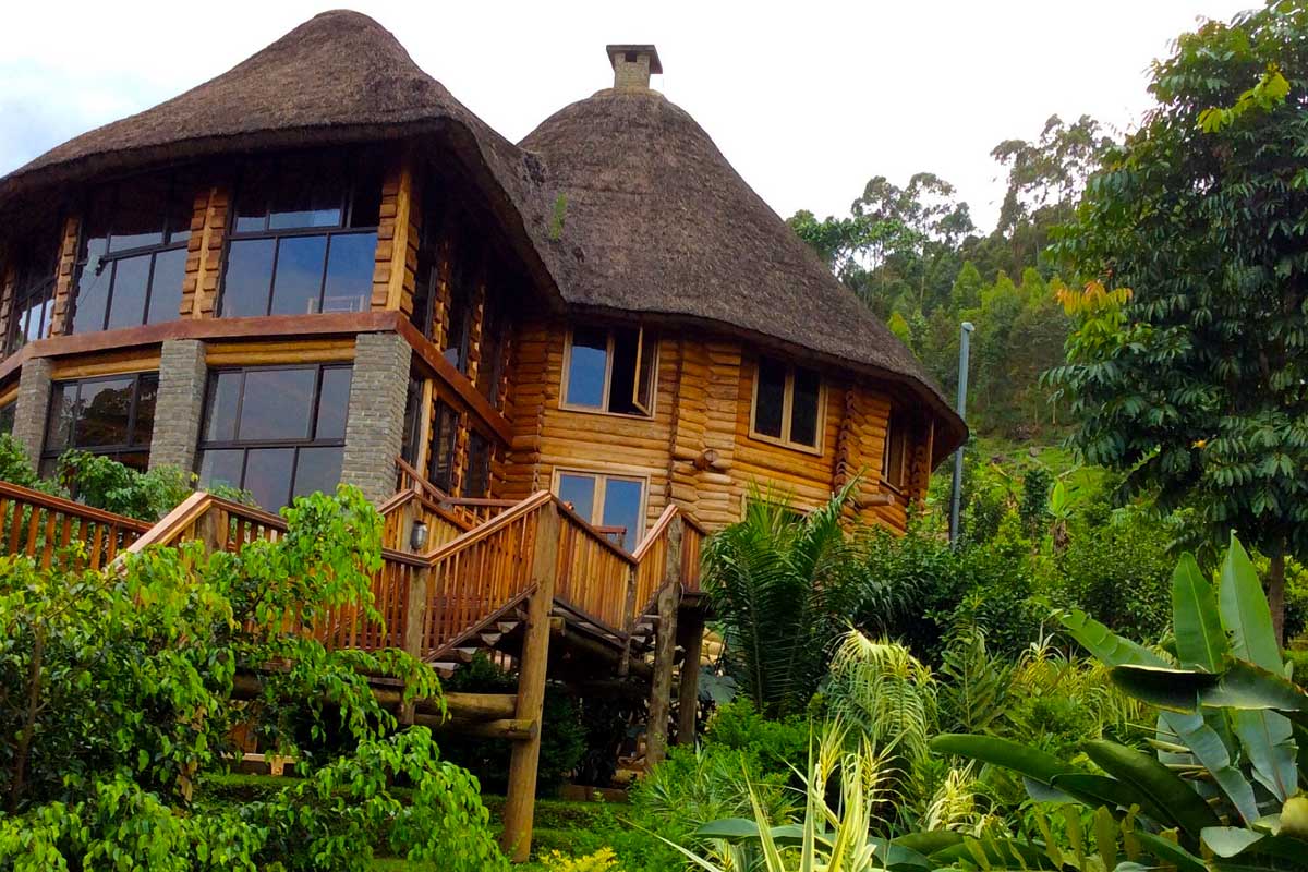 Trackers Safari Lodge